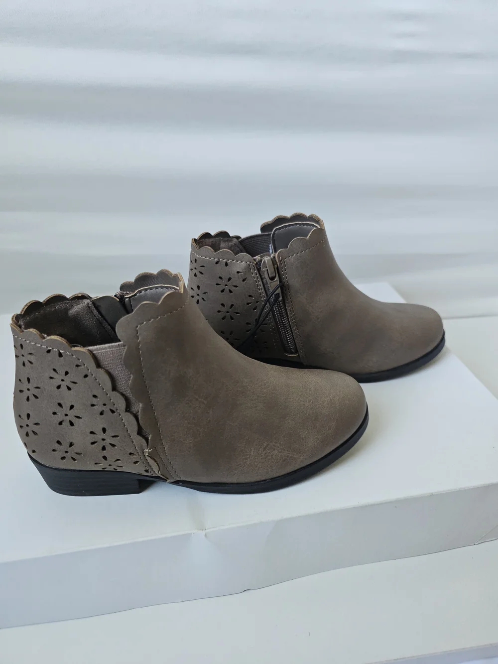 Thereabouts Girls TH PIMA Brown Ankle Boots Size 12M - NIB